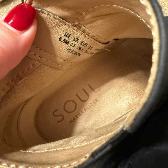 Soul by Naturalizer Black Ankle Boots - Picture 6 of 7